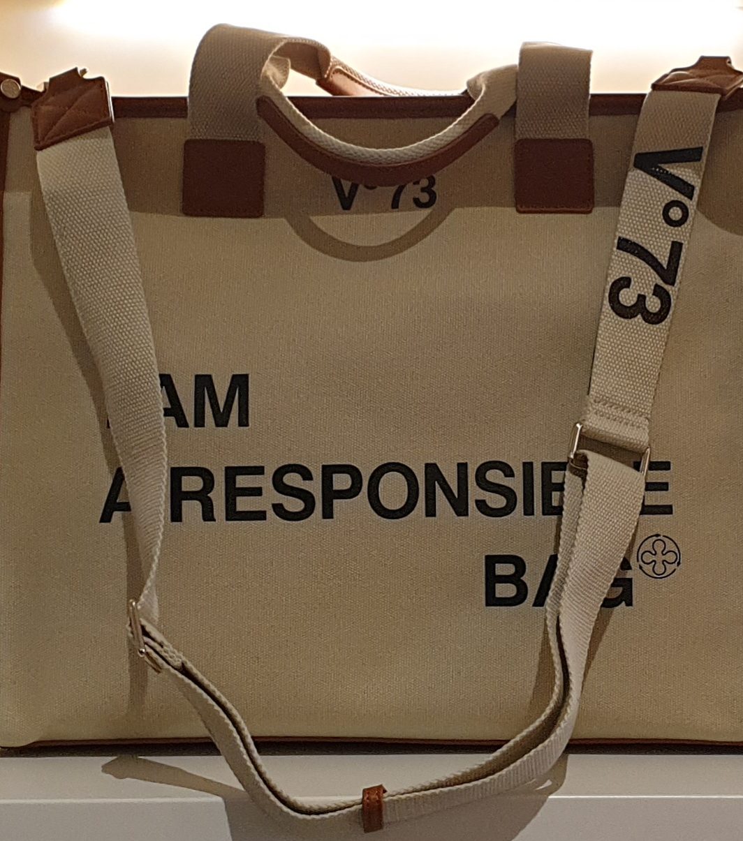 V73 shopper Responsible bag